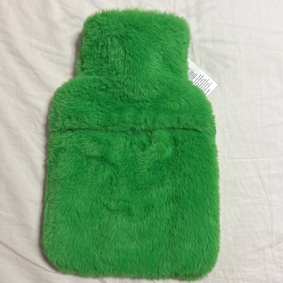 NWT HOT WATER BAG WITH FUZZY COVER - Picture 2 of 6